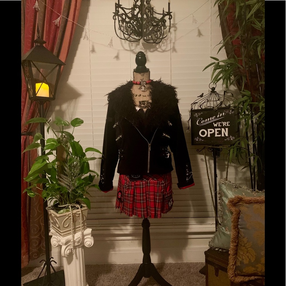 Tripp Nyc Velvet Fur Motto Jacket - Picture 16 of 16